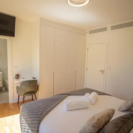 Dori's Modern Retreat By Tmlc Funchal (Madeira)