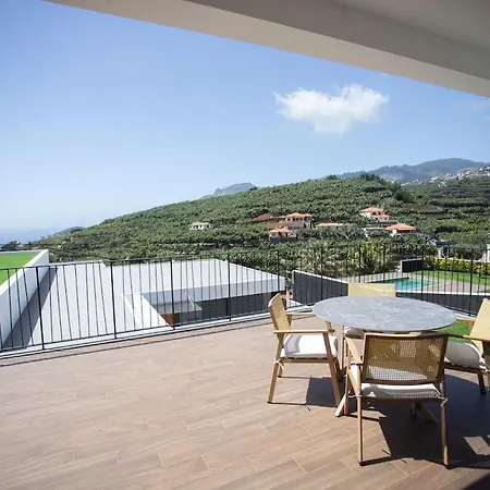 Dori's Modern Retreat By Tmlc